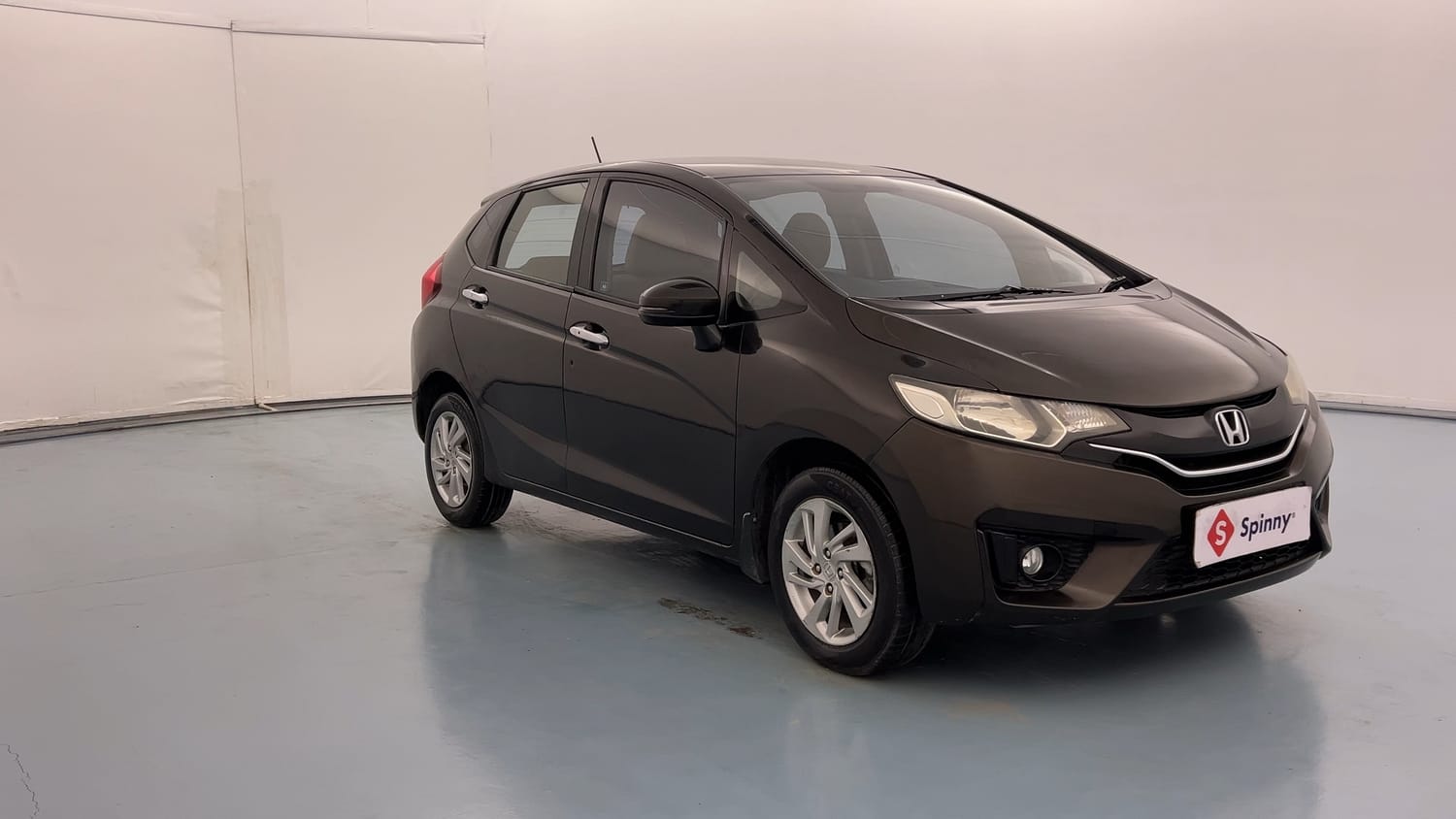Used 2019 Honda Jazz VX CVT Petrol Petrol Automatic exterior RIGHT FRONT CORNER VIEW