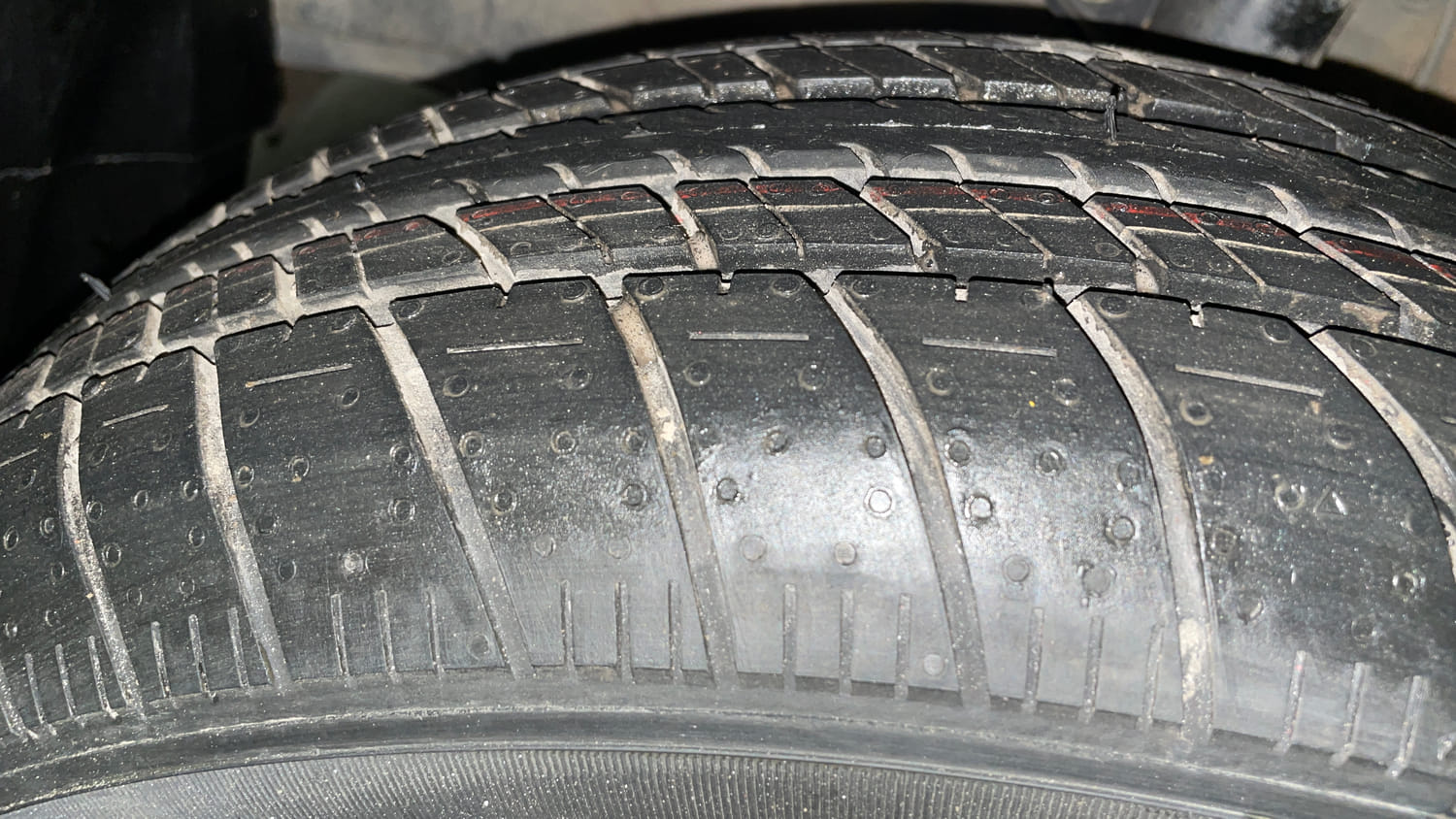 Used 2016 Honda Amaze 1.2 VX i-VTEC Petrol Manual tyres LEFT FRONT TYRE TREAD VIEW