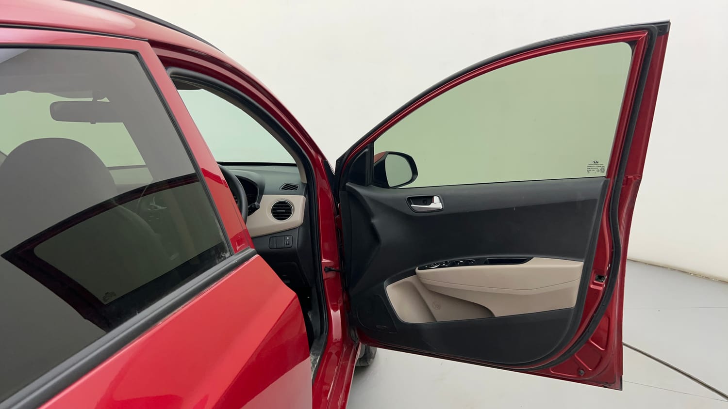 Used 2019 Hyundai Grand i10 Sportz 1.2 Kappa VTVT Petrol Manual interior RIGHT FRONT DOOR OPEN VIEW