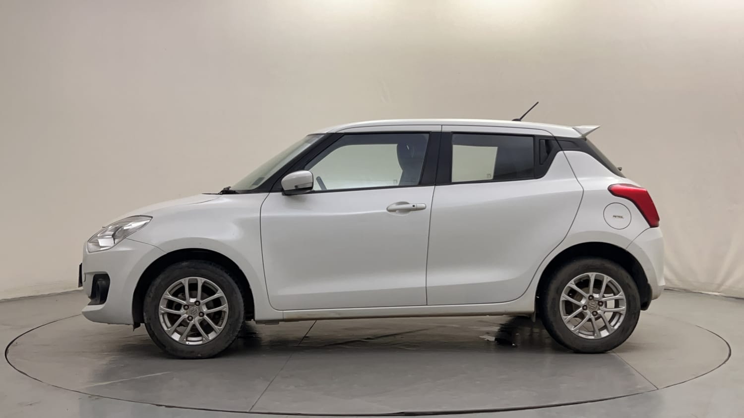 Used 2020 Maruti Suzuki Swift ZXi AMT Petrol Automatic exterior LEFT SIDE VIEW