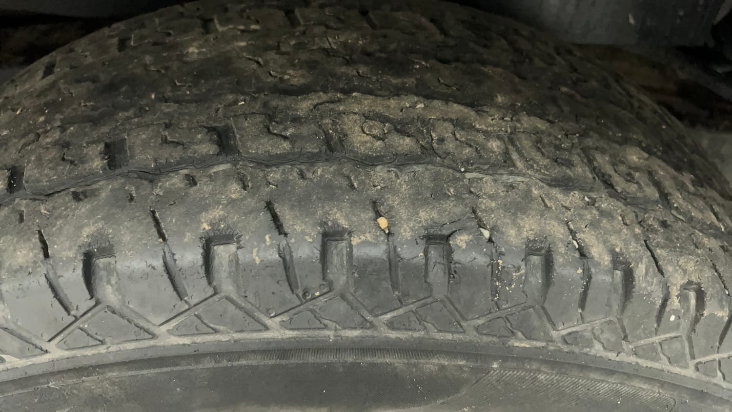 Used 2021 mahindra Thar LX Hard Top Diesel AT 4WD Diesel Automatic tyres LEFT REAR TYRE TREAD VIEW