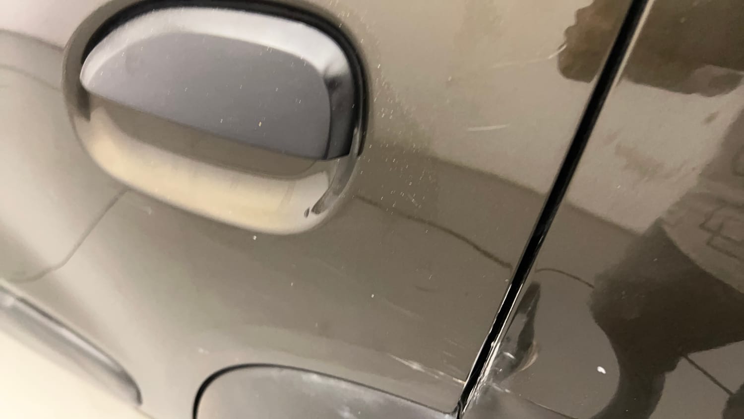 Used 2022 Renault Kwid RXT 1.0 (O) Petrol Manual dents MINOR SCRATCH