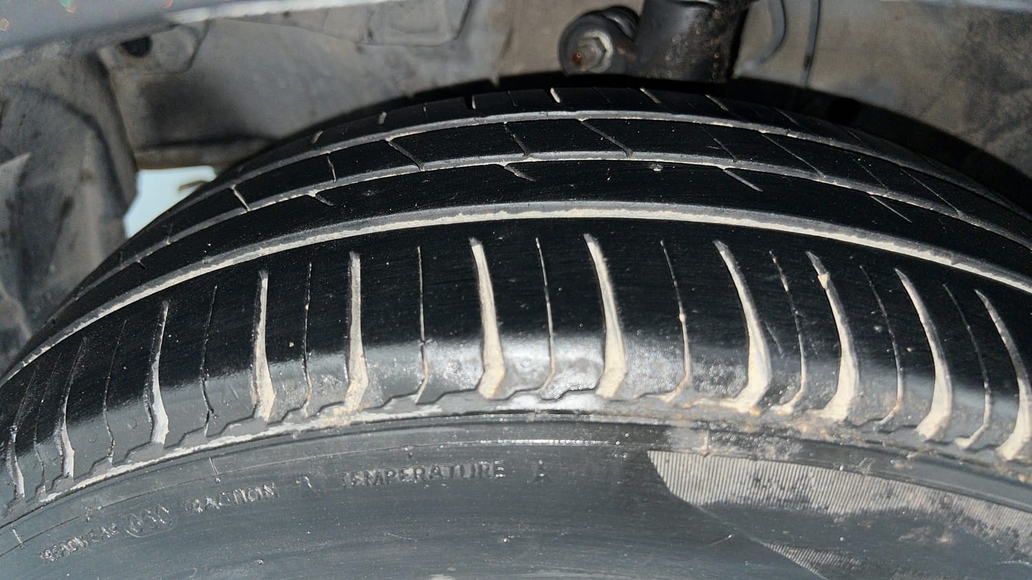 Used 2019 Honda Jazz VX CVT Petrol Petrol Automatic tyres LEFT FRONT TYRE TREAD VIEW