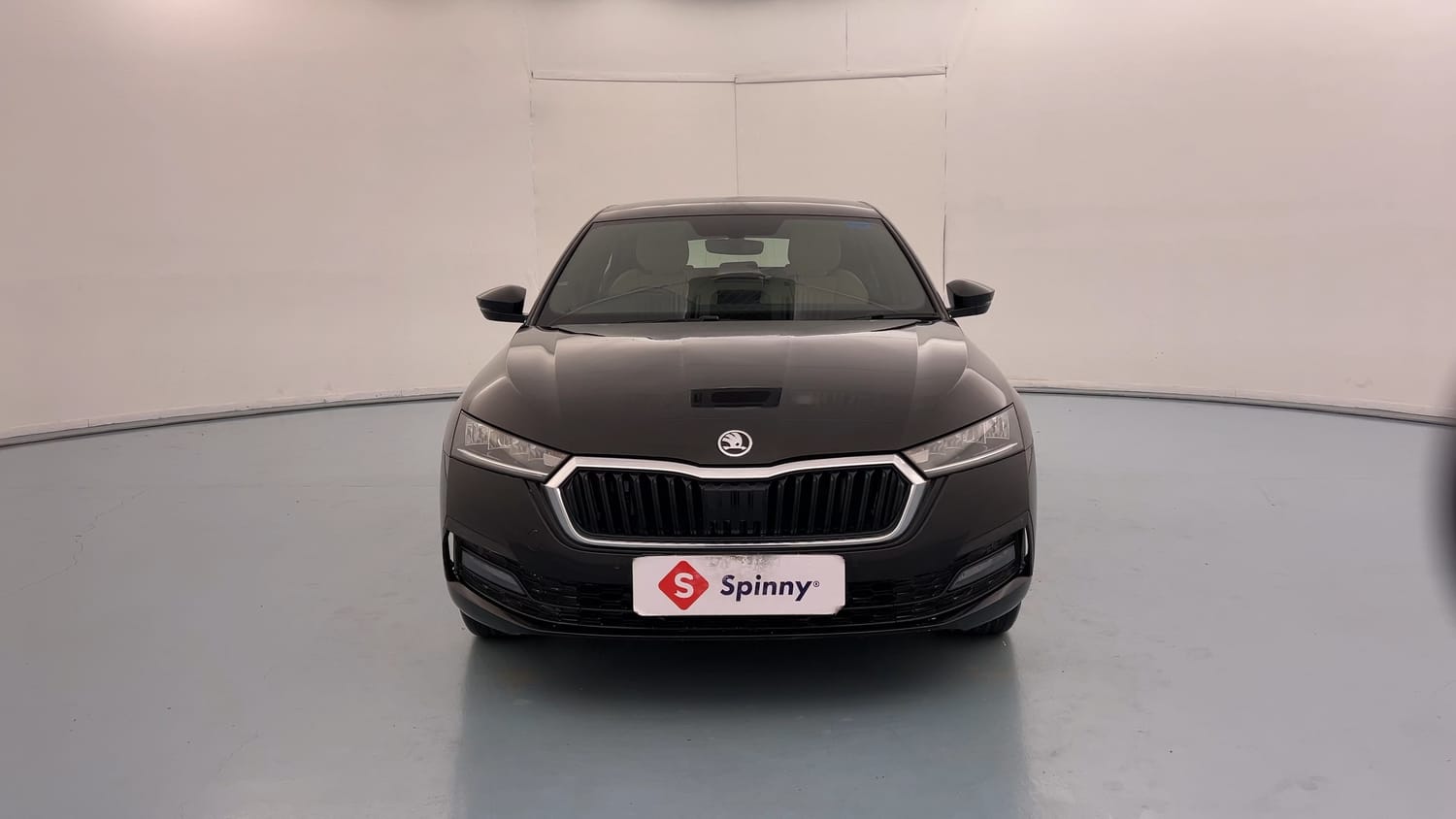 Used 2022 Skoda Octavia Style 2.0 Petrol Automatic exterior FRONT VIEW