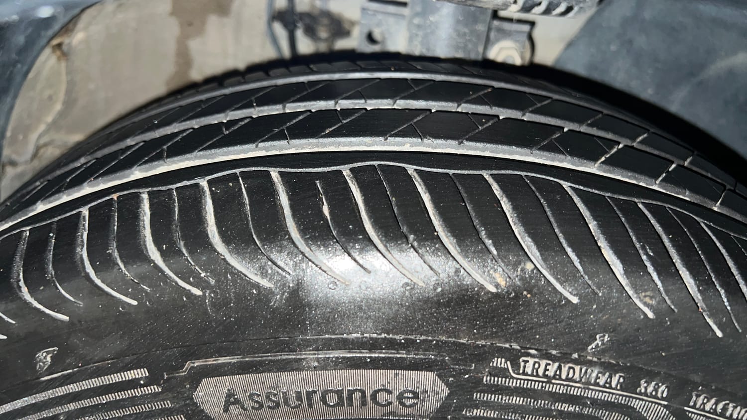 Used 2020 Volkswagen Polo Comfortline 1.0L (P) Petrol Manual tyres RIGHT FRONT TYRE TREAD VIEW