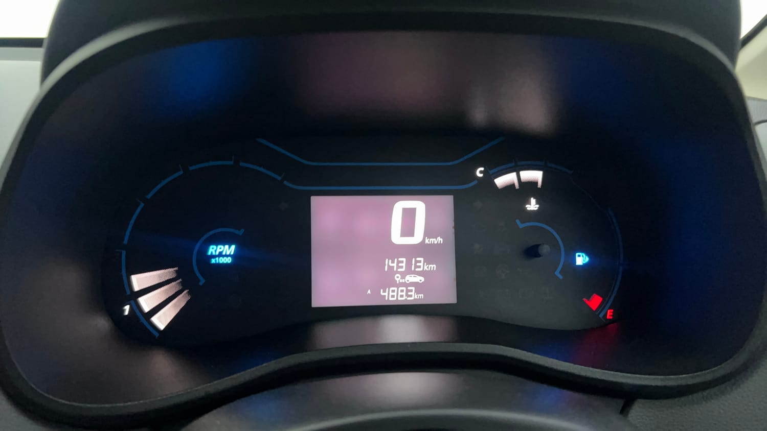 Used 2022 Renault Kwid RXT 1.0 (O) Petrol Manual interior CLUSTERMETER VIEW
