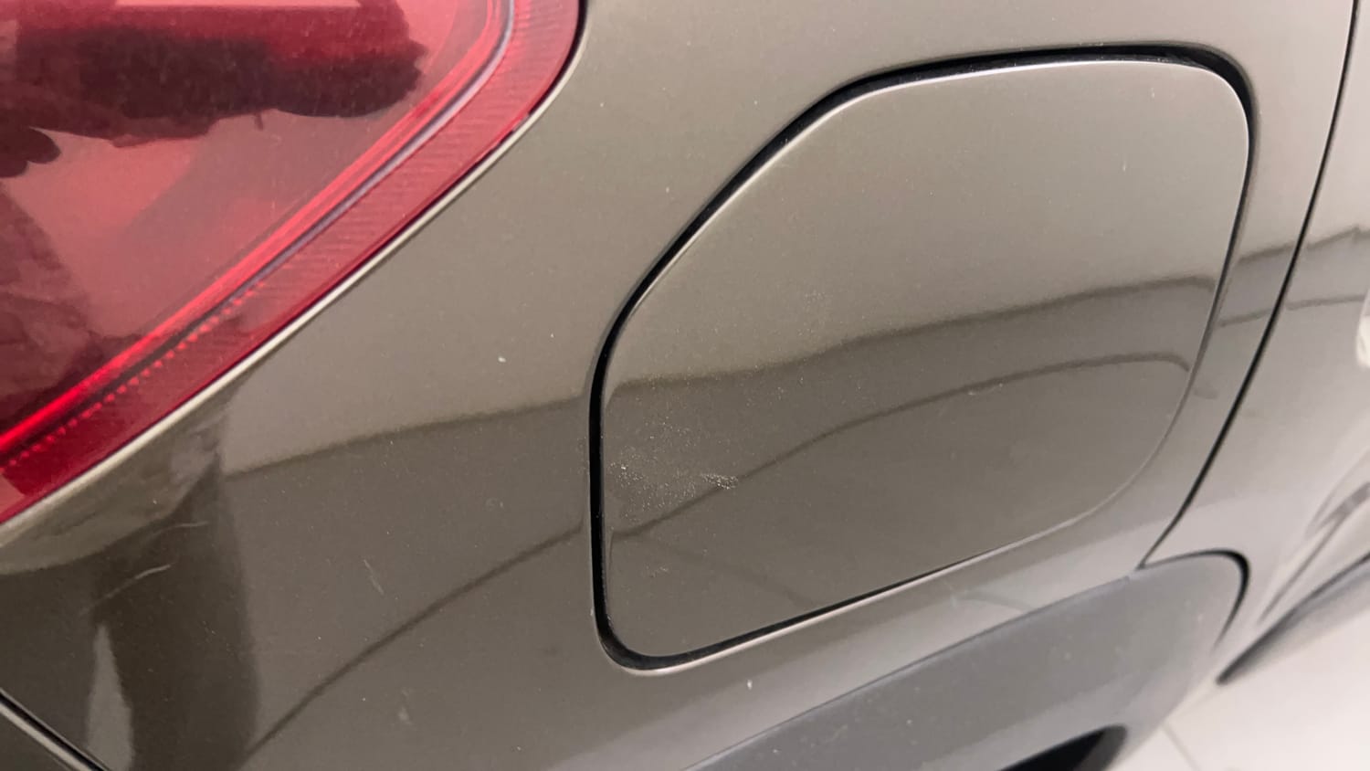 Used 2022 Renault Kwid RXT 1.0 (O) Petrol Manual dents MINOR SCRATCH