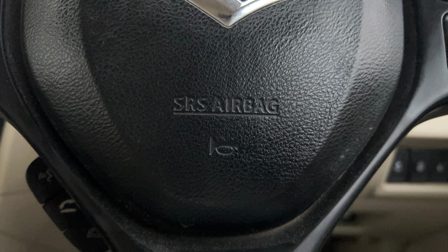 Used 2022 Maruti Suzuki Ciaz Alpha 1.5 AT Petrol Automatic top_features Airbags