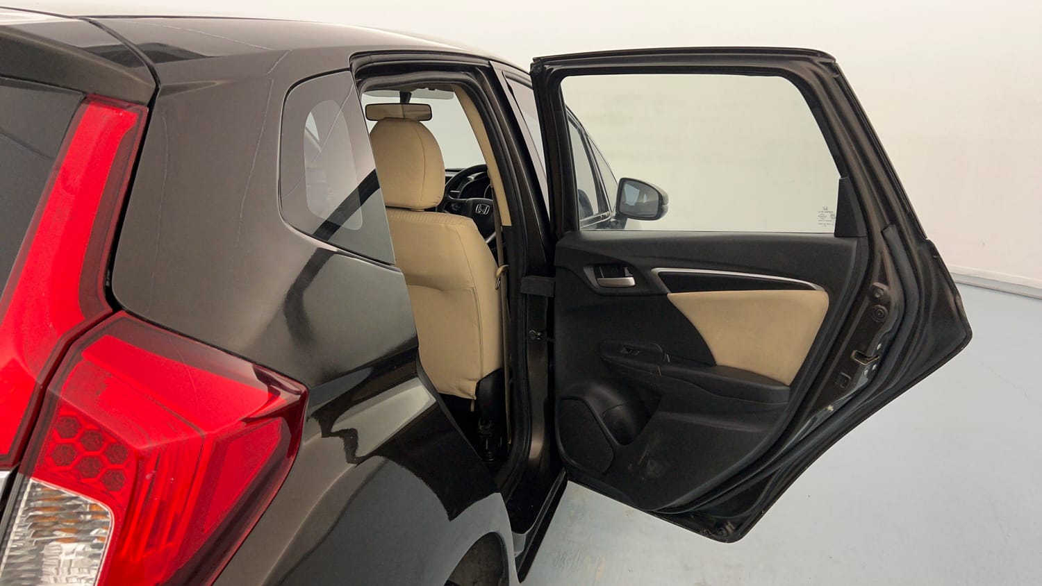 Used 2019 Honda Jazz VX CVT Petrol Petrol Automatic interior RIGHT REAR DOOR OPEN VIEW