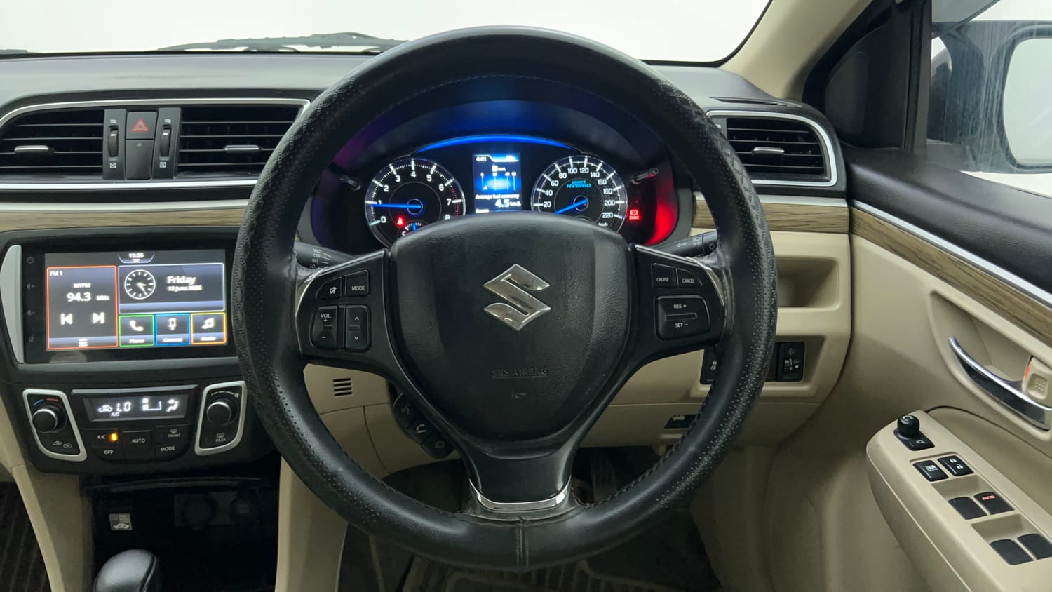 Used 2022 Maruti Suzuki Ciaz Alpha 1.5 AT Petrol Automatic interior STEERING VIEW