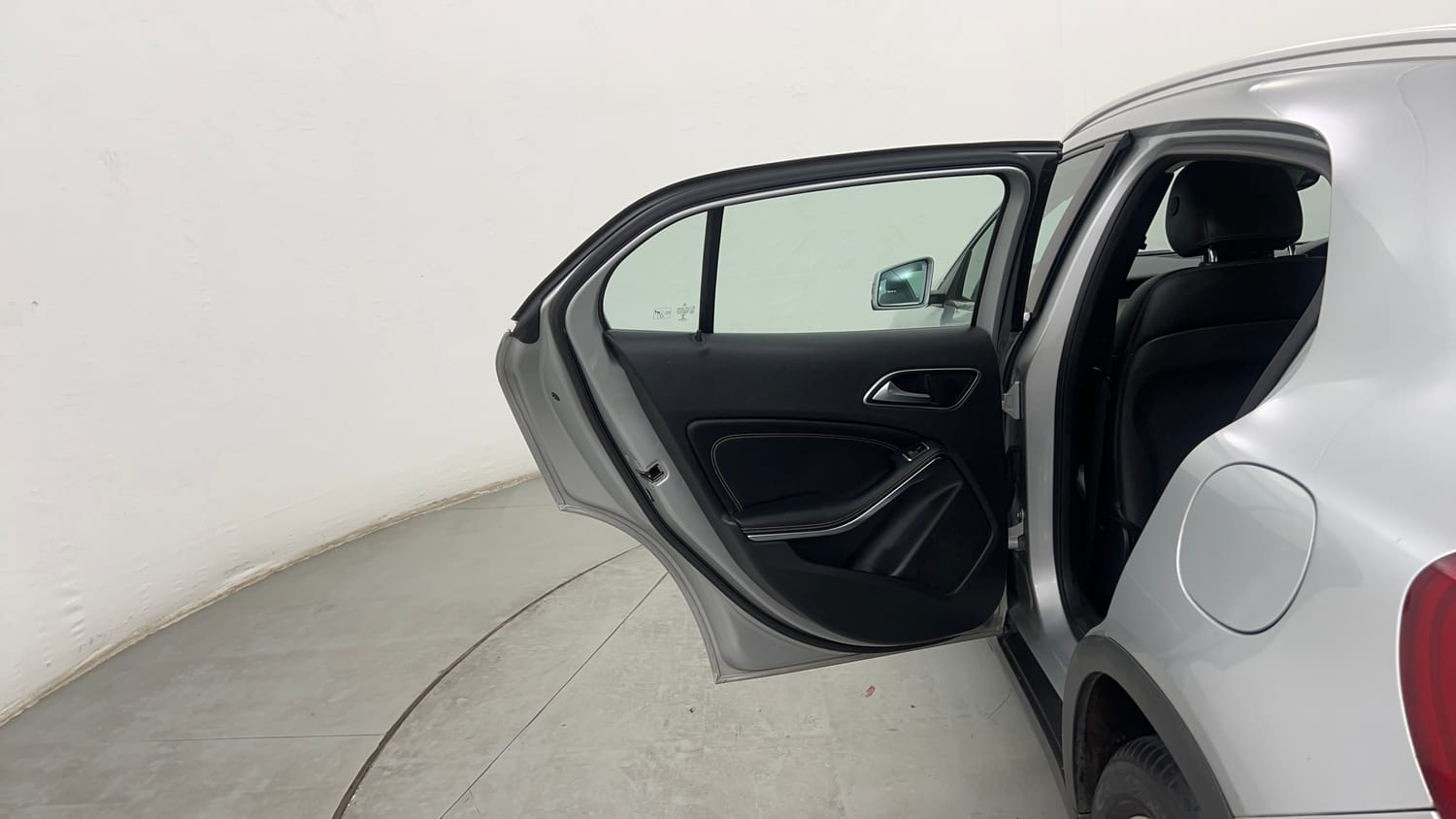 Used 2016 Mercedes-Benz GLA 200 CDI Sport Diesel Automatic interior LEFT REAR DOOR OPEN VIEW