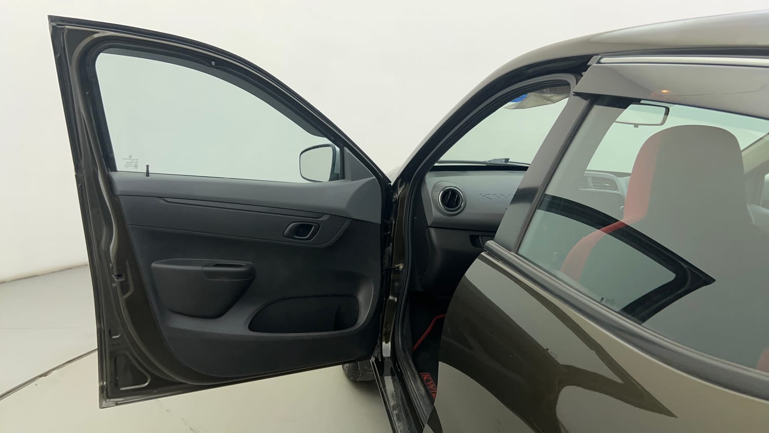 Used 2022 Renault Kwid RXT 1.0 (O) Petrol Manual interior LEFT FRONT DOOR OPEN VIEW