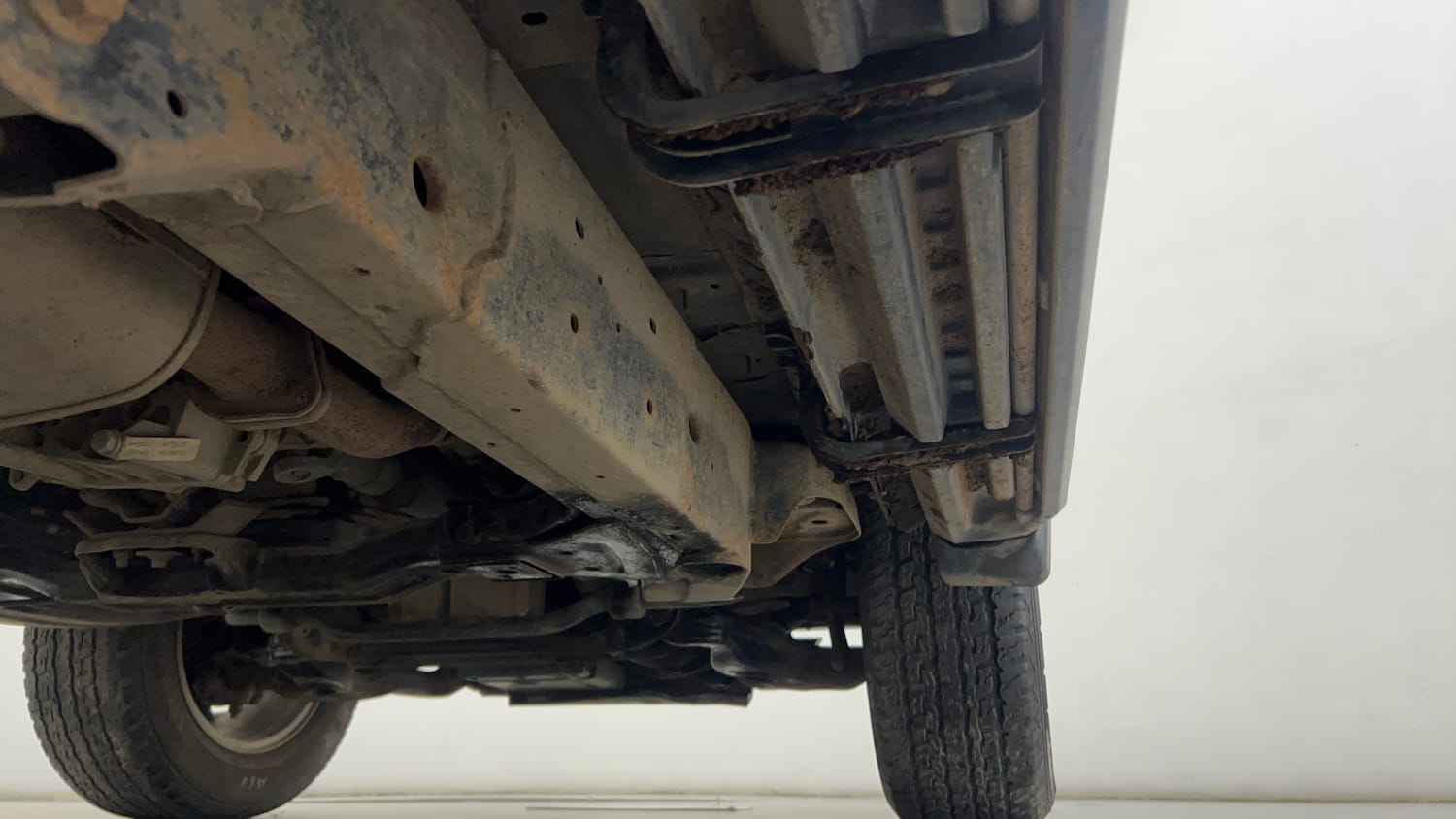 Used 2021 mahindra Thar LX Hard Top Diesel AT 4WD Diesel Automatic extra REAR RIGHT UNDERBODY VIEW