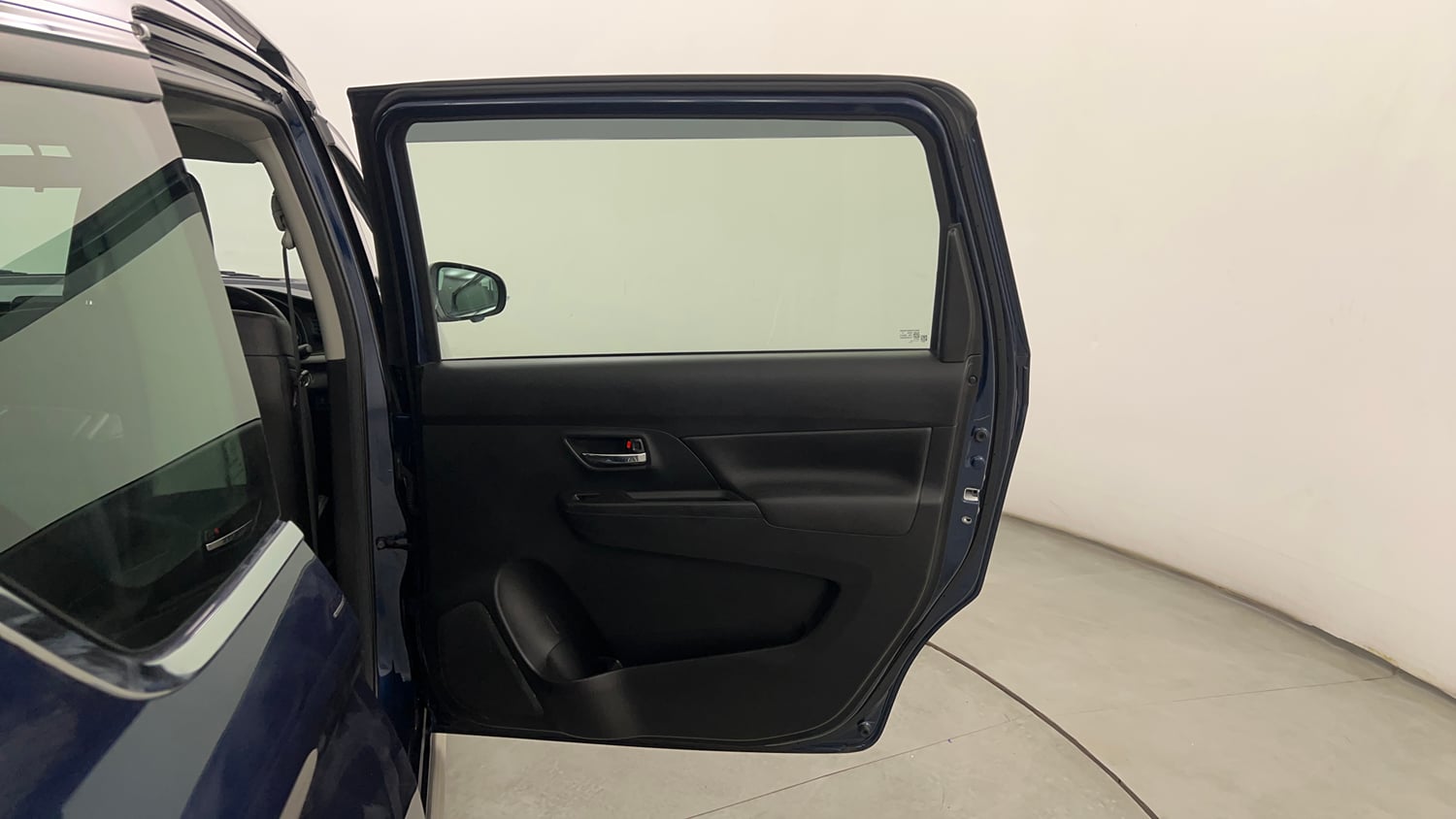 Used 2025 Maruti Suzuki XL6 Alpha Plus AT Petrol Petrol Automatic interior RIGHT REAR DOOR OPEN VIEW