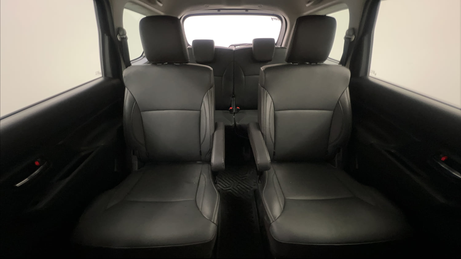 Used 2025 Maruti Suzuki XL6 Alpha Plus AT Petrol Petrol Automatic interior REAR SEAT CONDITION VIEW