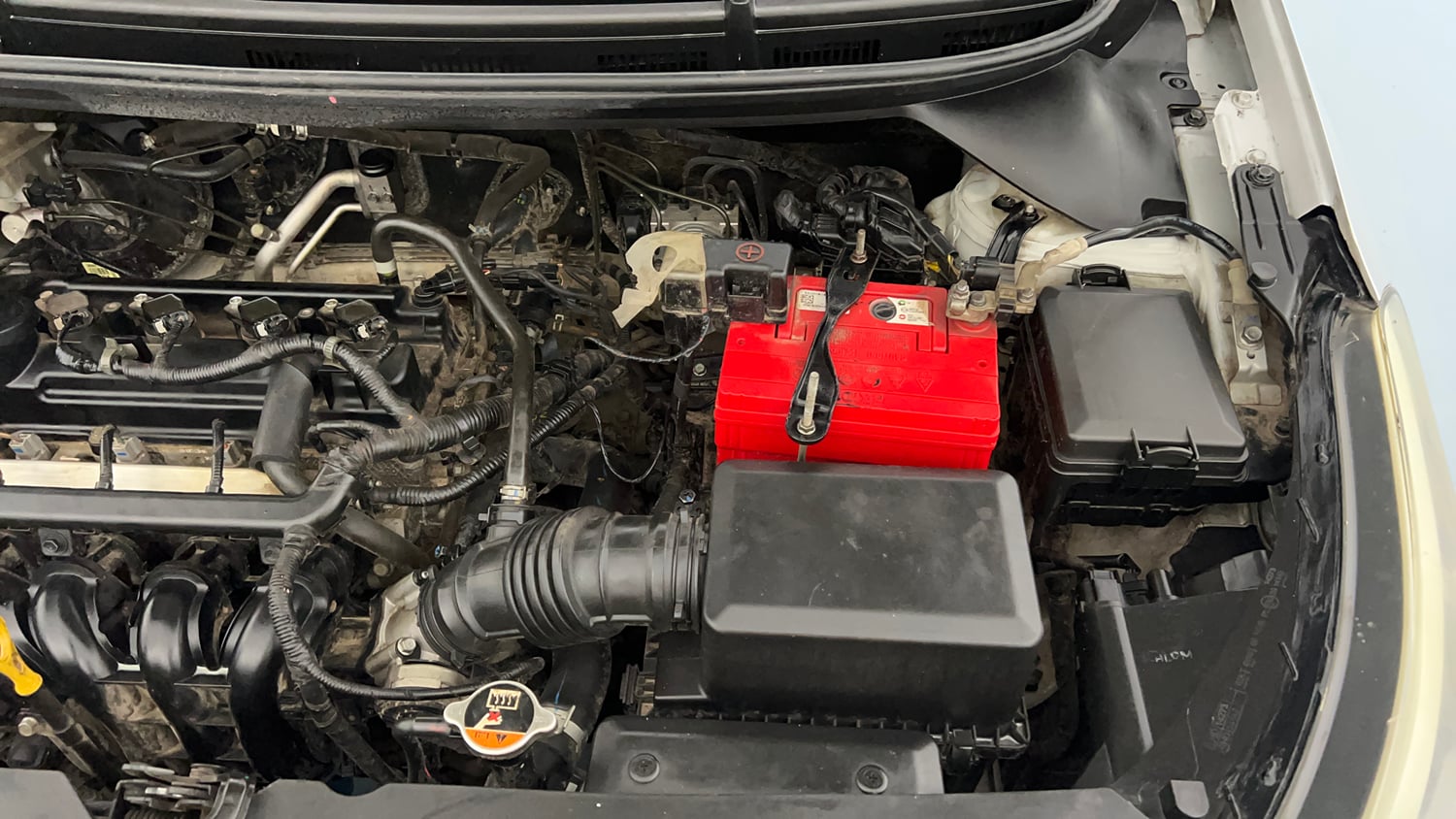 Used 2018 Hyundai Elite i20 Magna Executive 1.2 Petrol Manual engine ENGINE LEFT SIDE VIEW