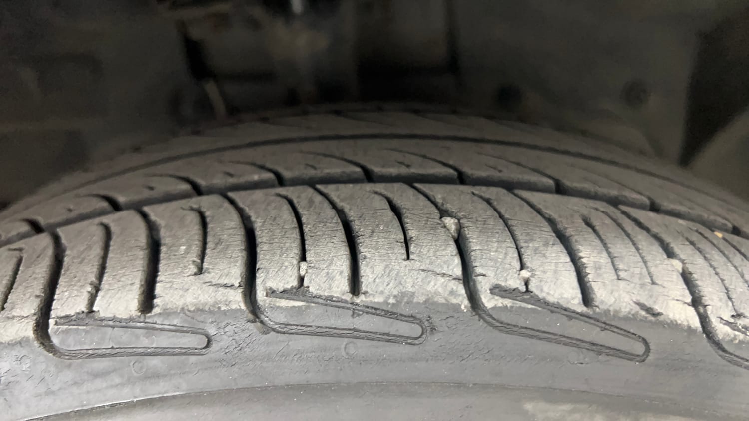 Used 2019 Ford Figo Aspire Trend Plus 1.5 TDCi Diesel Manual tyres RIGHT FRONT TYRE TREAD VIEW