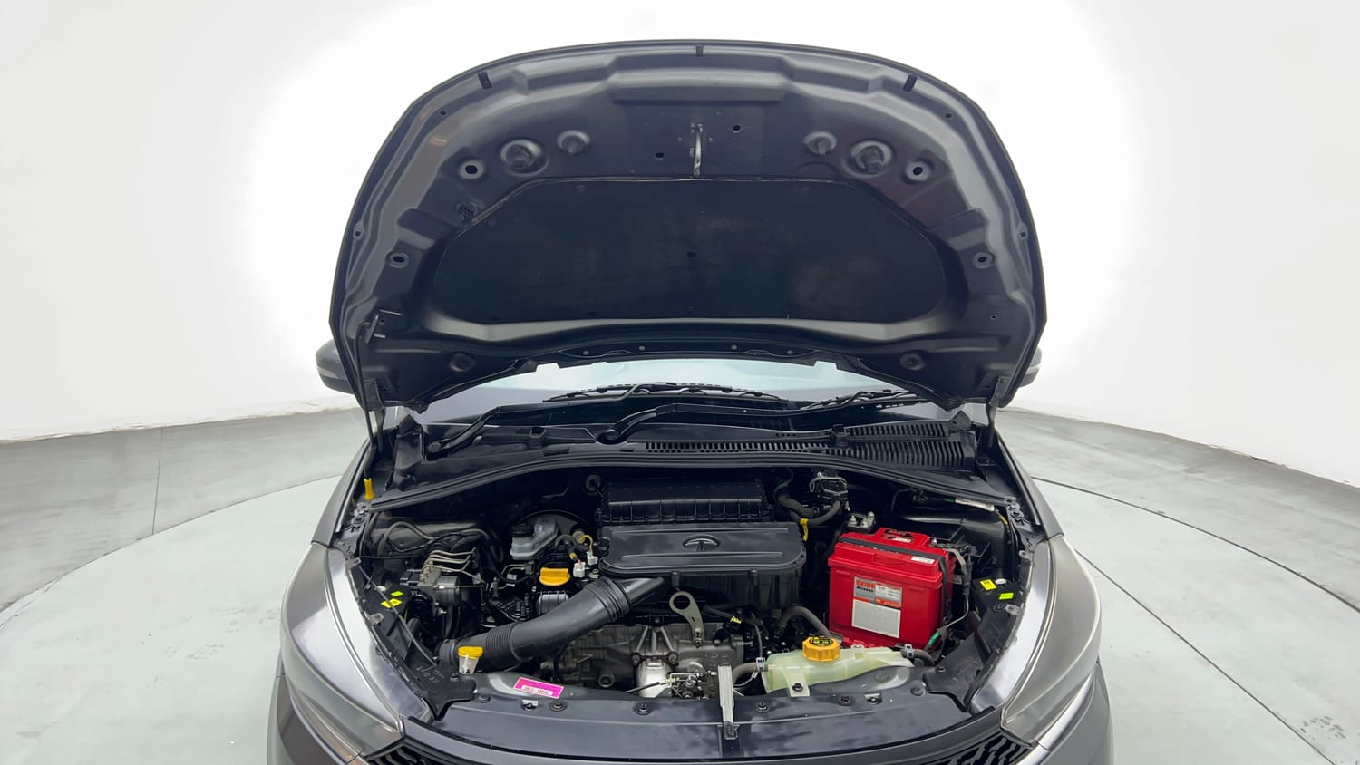 Used 2020 Tata Tiago XZ Petrol Manual engine ENGINE & BONNET OPEN FRONT VIEW
