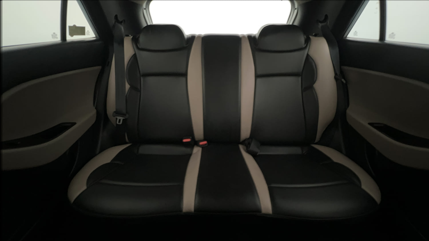 Used 2018 Hyundai Elite i20 Magna Executive 1.2 Petrol Manual interior REAR SEAT CONDITION VIEW
