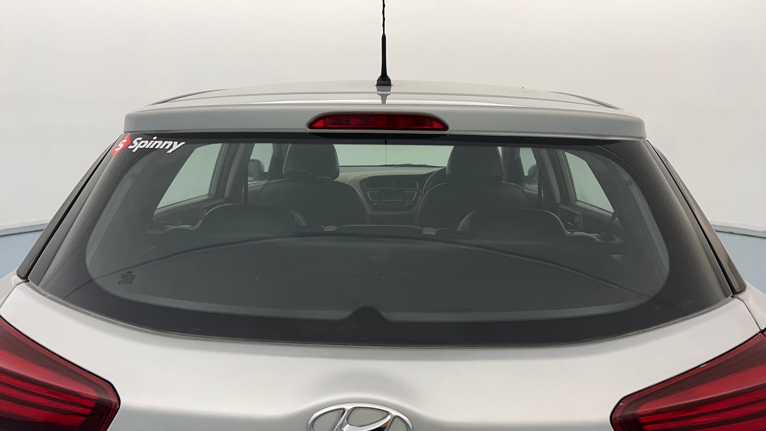 Used 2018 Hyundai Elite i20 Magna Executive 1.2 Petrol Manual exterior BACK WINDSHIELD VIEW