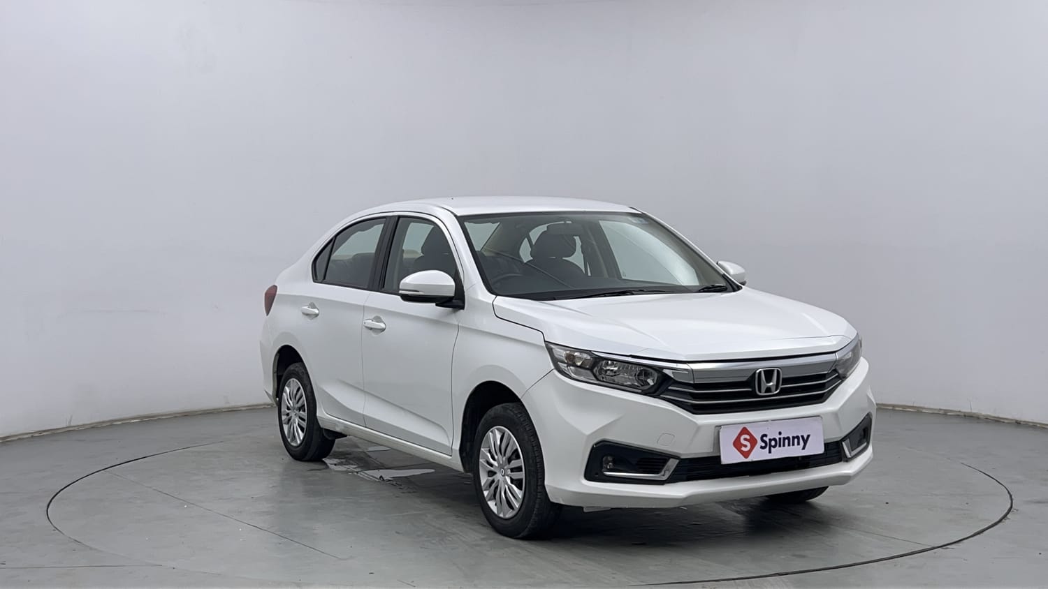 Used 2022 Honda Amaze S MT 1.2 Petrol Petrol Manual exterior RIGHT FRONT CORNER VIEW