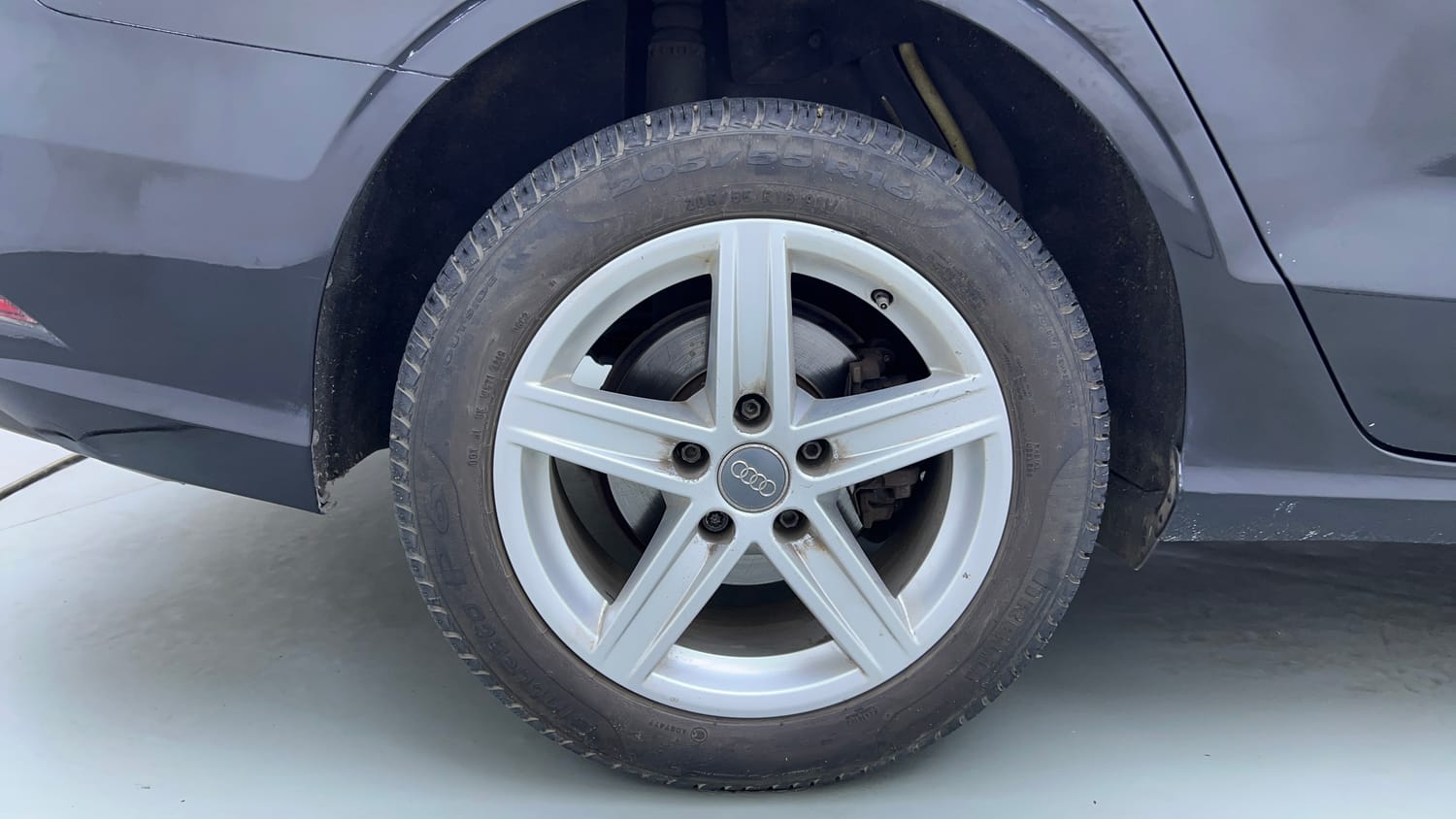Used 2018 Audi A3 35 TFSI Technology Petrol Automatic tyres RIGHT REAR TYRE RIM VIEW