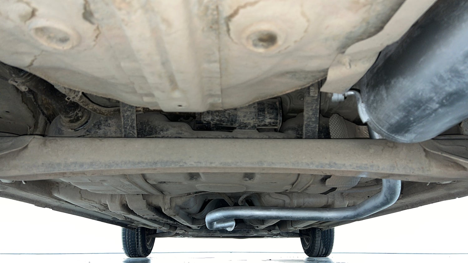 Used 2018 Hyundai Elite i20 Magna Executive 1.2 Petrol Manual extra REAR UNDERBODY VIEW (TAKEN FROM REAR)