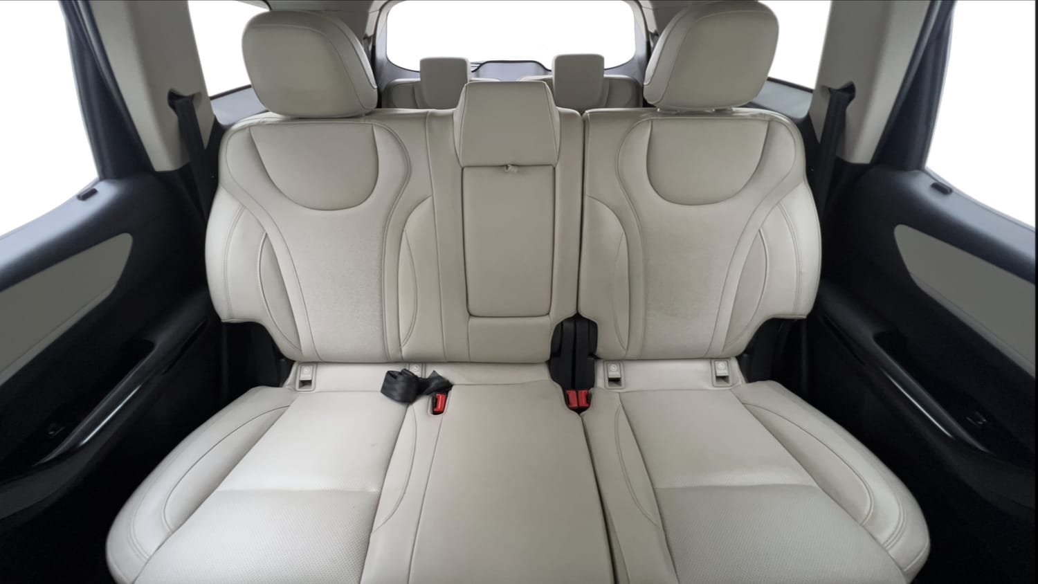2023 Mahindra XUV700 AX 7 Petrol AT 7 STR-23