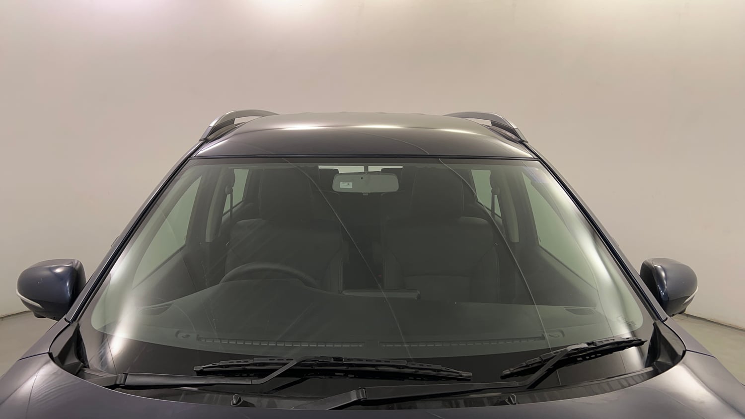 Used 2025 Maruti Suzuki XL6 Alpha Plus AT Petrol Petrol Automatic exterior FRONT WINDSHIELD VIEW