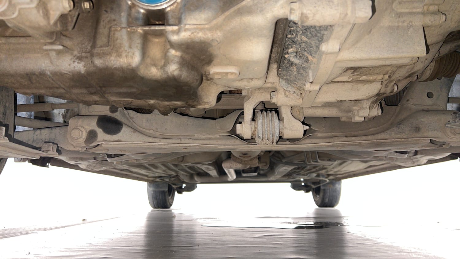Used 2022 Honda Amaze S MT 1.2 Petrol Petrol Manual extra FRONT LEFT UNDERBODY VIEW
