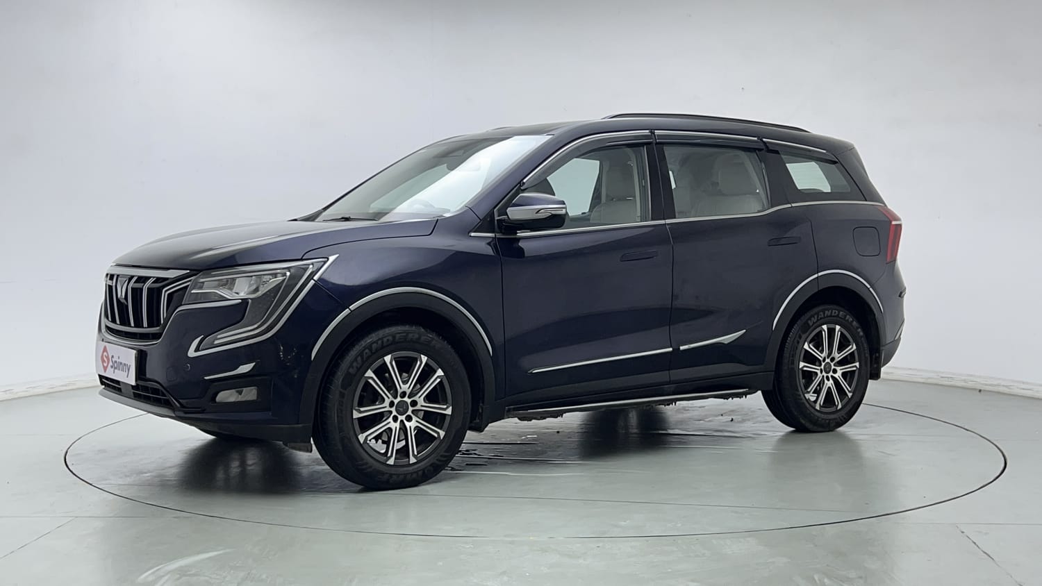 2023 Mahindra XUV700 AX 7 Petrol AT 7 STR