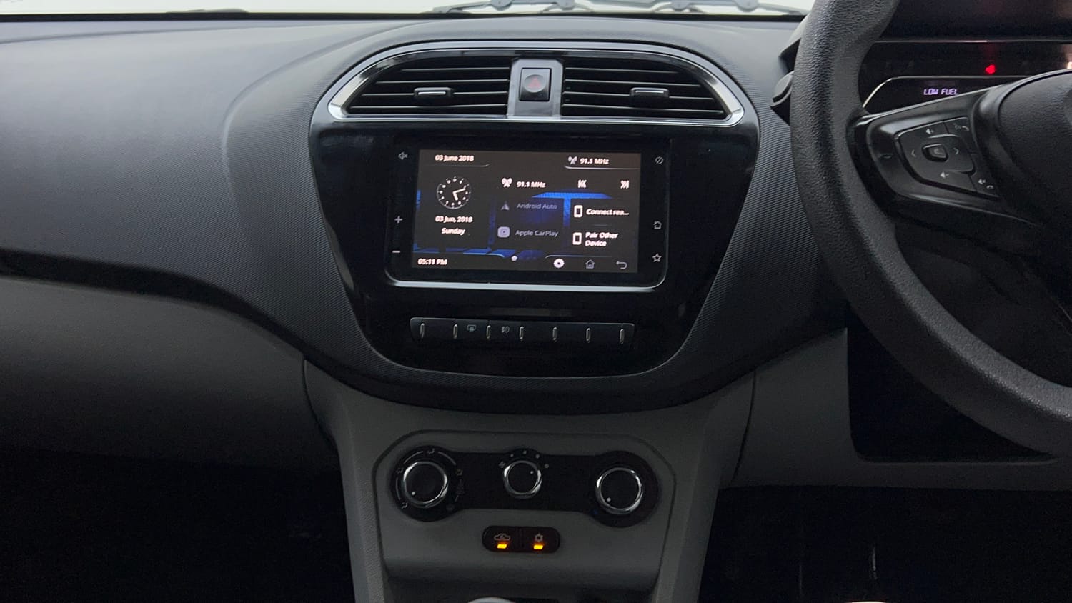 Used 2020 Tata Tiago XZ Petrol Manual interior MUSIC SYSTEM & AC CONTROL VIEW