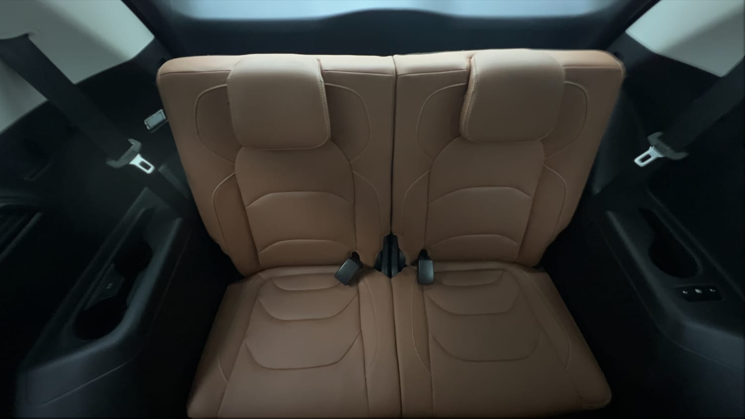 Used 2022 MG Motors Hector Plus Sharp 1.5 Petrol Turbo CVT 6-STR Petrol Automatic interior THIRD ROW SEAT