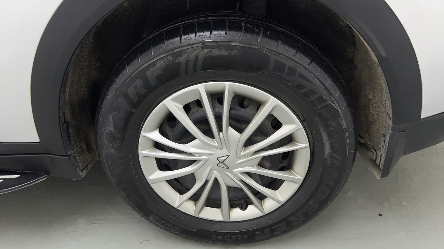 2024 Mahindra XUV700 AX5 Diesel AT 7 STR-36