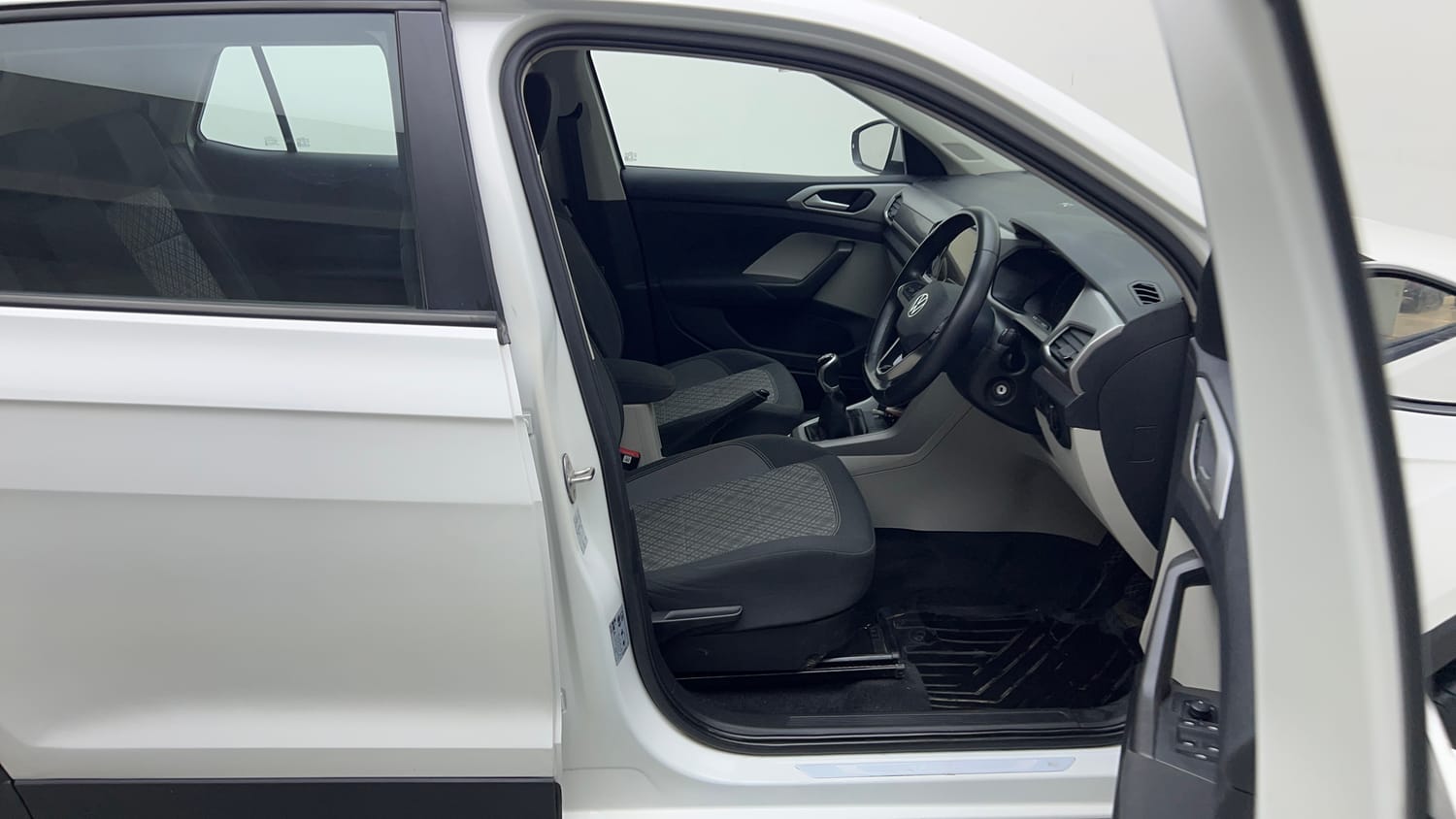 Used 2024 Volkswagen Taigun Highline 1.0 TSI MT Petrol Manual interior RIGHT SIDE FRONT DOOR CABIN VIEW
