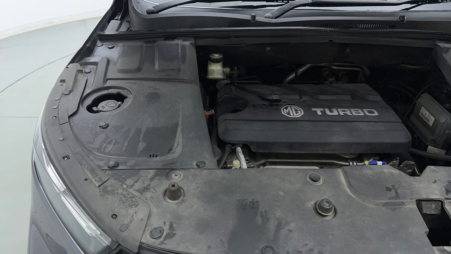 Used 2022 MG Motors Hector Plus Sharp 1.5 Petrol Turbo CVT 6-STR Petrol Automatic engine ENGINE RIGHT SIDE VIEW