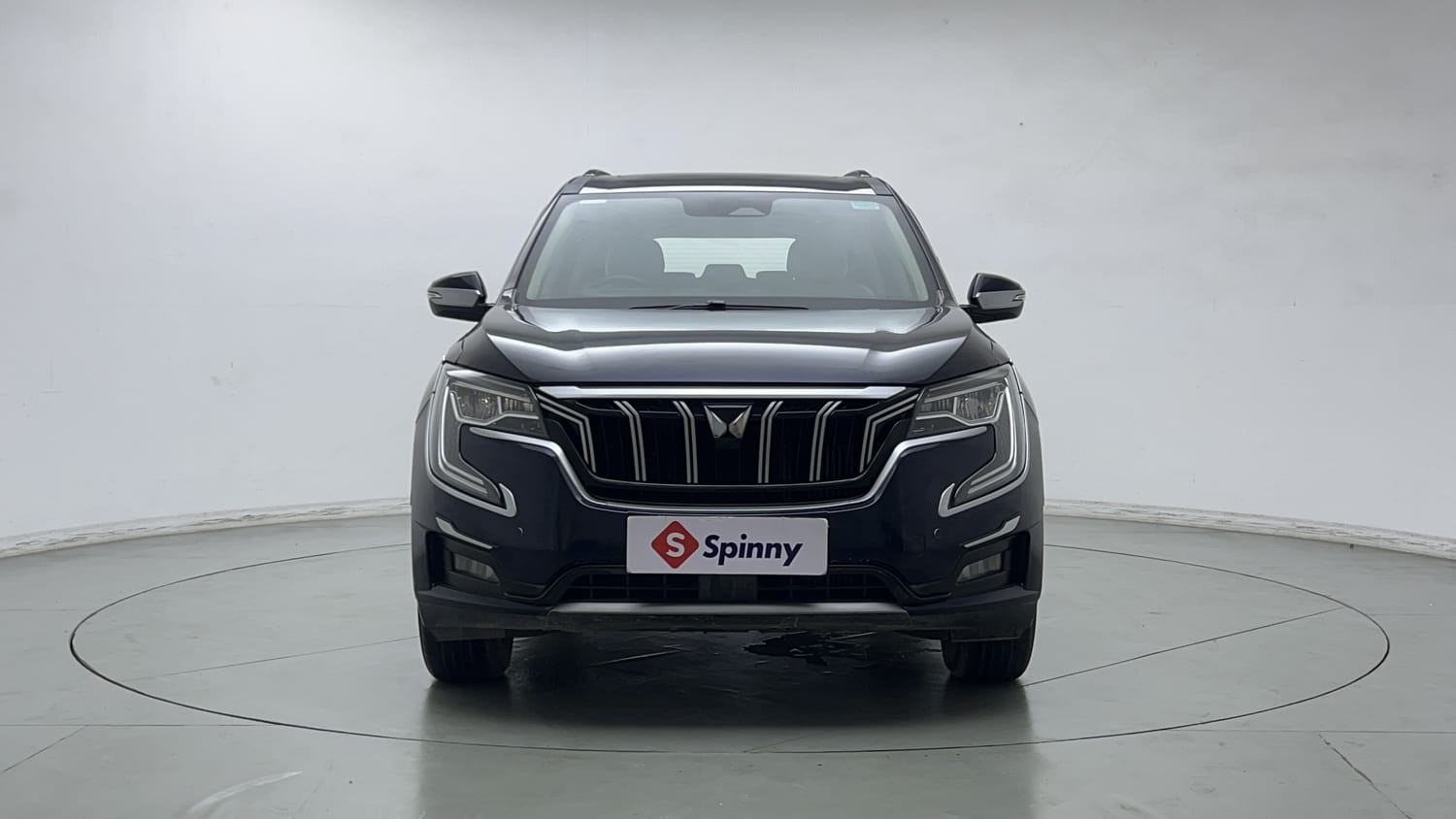 2023 Mahindra XUV700 AX 7 Petrol AT 7 STR-7
