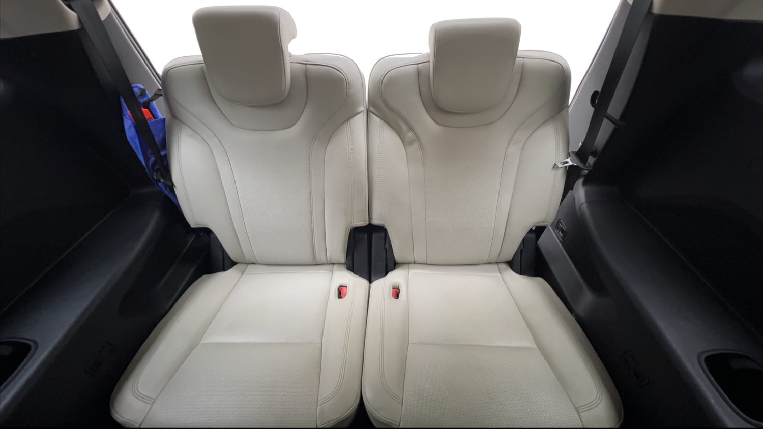 2024 Mahindra XUV700 AX 7 Petrol AT 7 STR-24