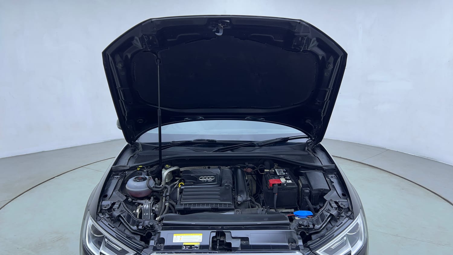 Used 2018 Audi A3 35 TFSI Technology Petrol Automatic engine ENGINE & BONNET OPEN FRONT VIEW