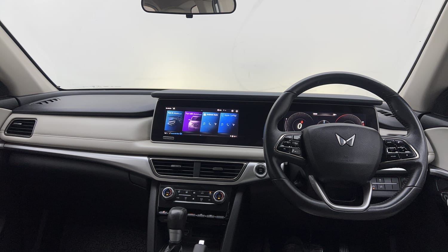 2024 Mahindra XUV700 AX 7 Petrol AT 7 STR-12