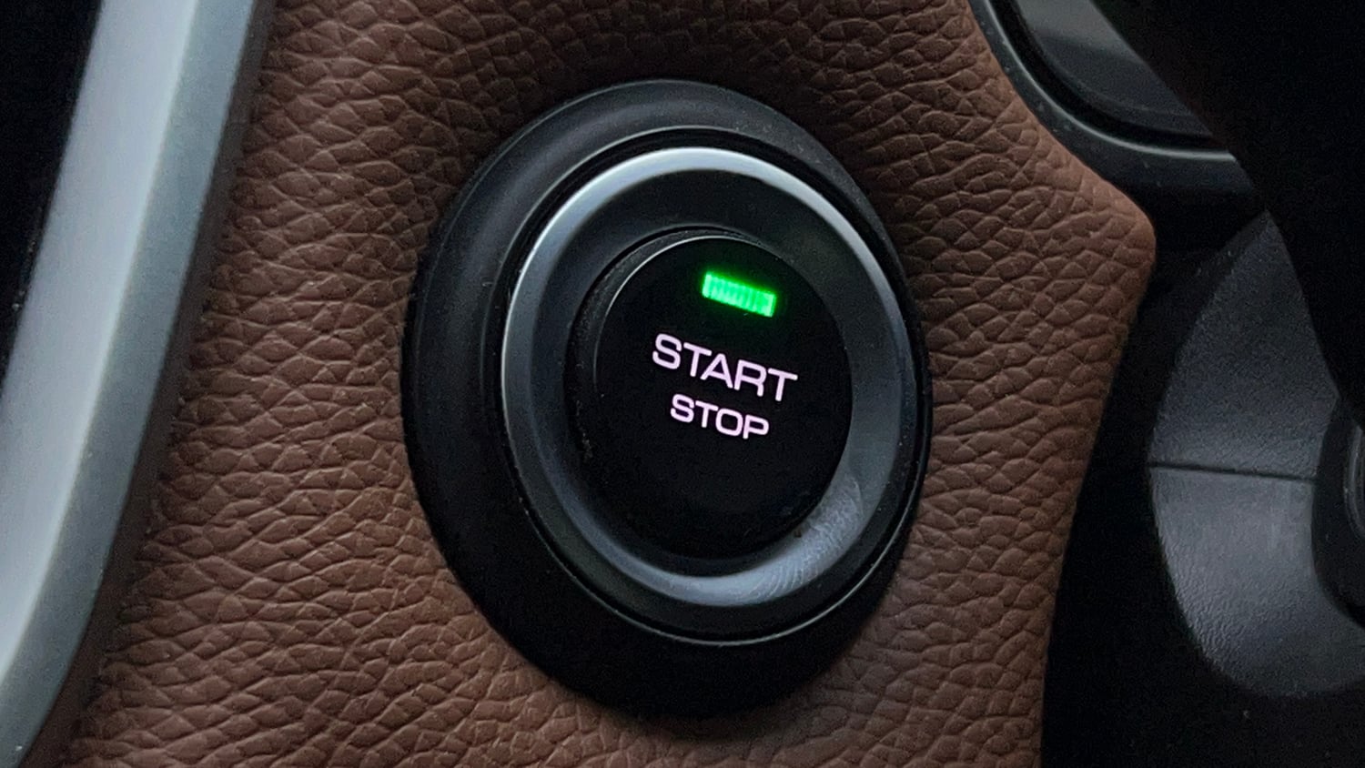 Used 2022 MG Motors Hector Plus Sharp 1.5 Petrol Turbo CVT 6-STR Petrol Automatic top_features Keyless start