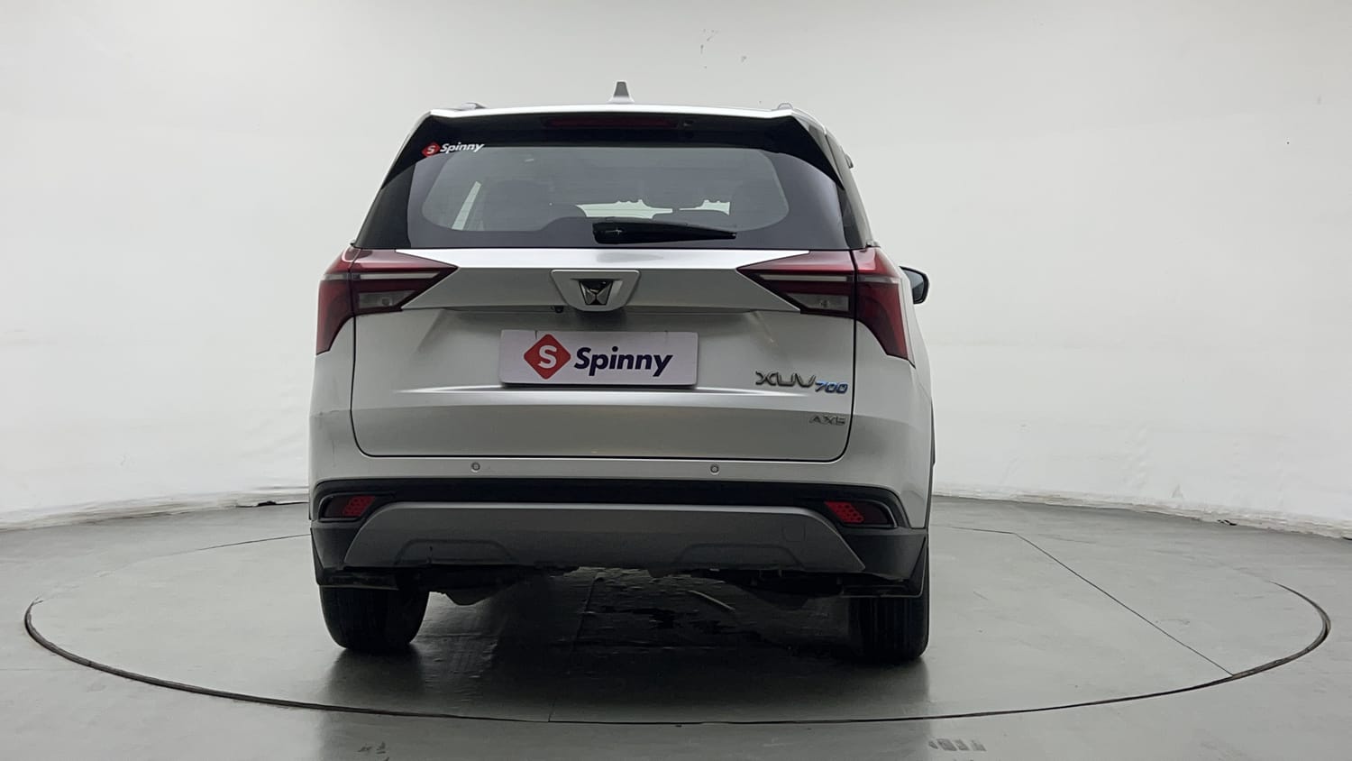 2024 Mahindra XUV700 AX5 Diesel AT 7 STR-3