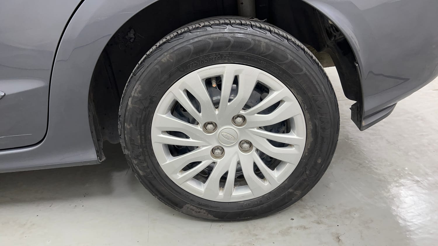 Used 2019 Ford Figo Aspire Trend Plus 1.5 TDCi Diesel Manual tyres LEFT REAR TYRE RIM VIEW