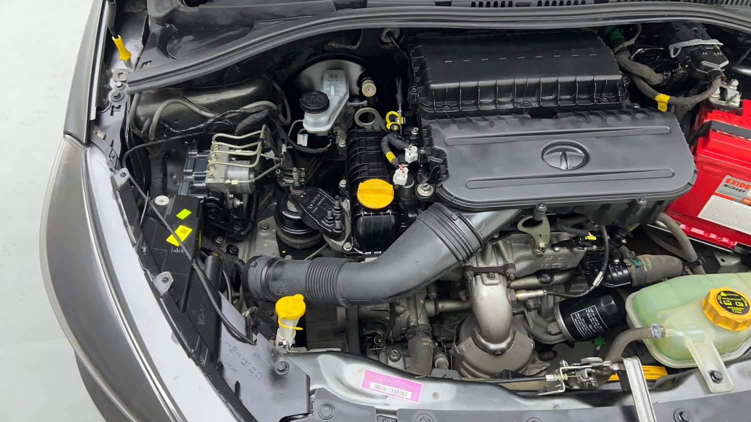 Used 2020 Tata Tiago XZ Petrol Manual engine ENGINE RIGHT SIDE VIEW