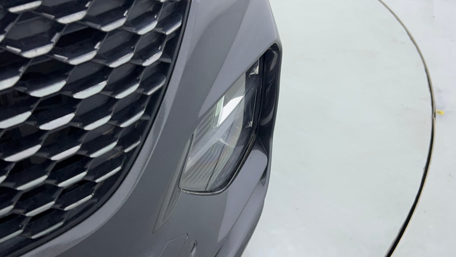 Used 2022 MG Motors Hector Plus Sharp 1.5 Petrol Turbo CVT 6-STR Petrol Automatic dents MINOR SCRATCH