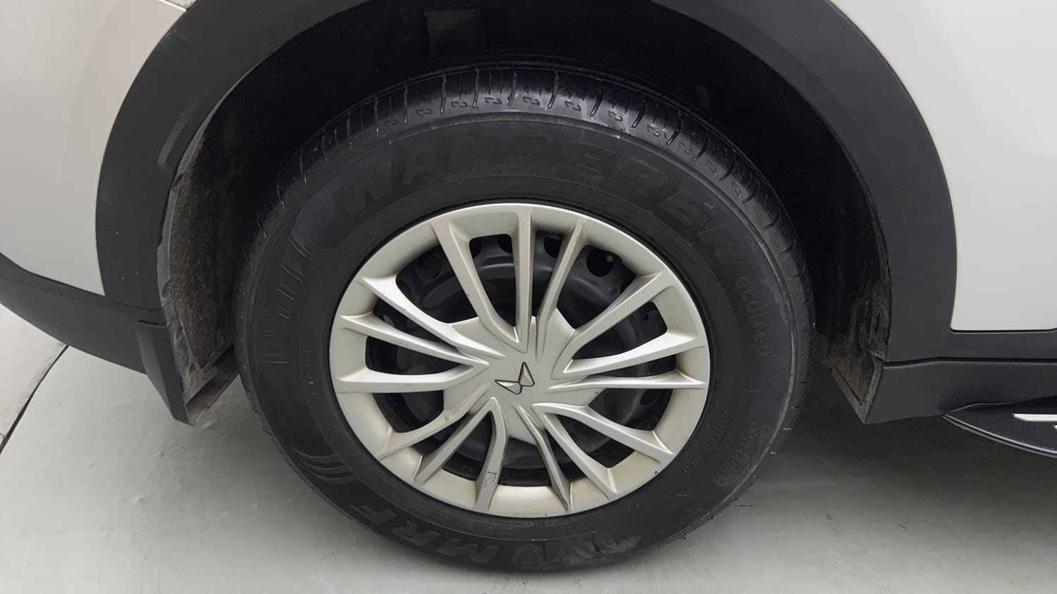 2024 Mahindra XUV700 AX5 Diesel AT 7 STR-34
