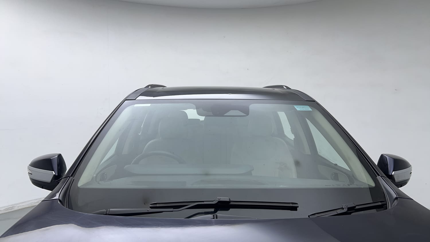 2023 Mahindra XUV700 AX 7 Petrol AT 7 STR-8