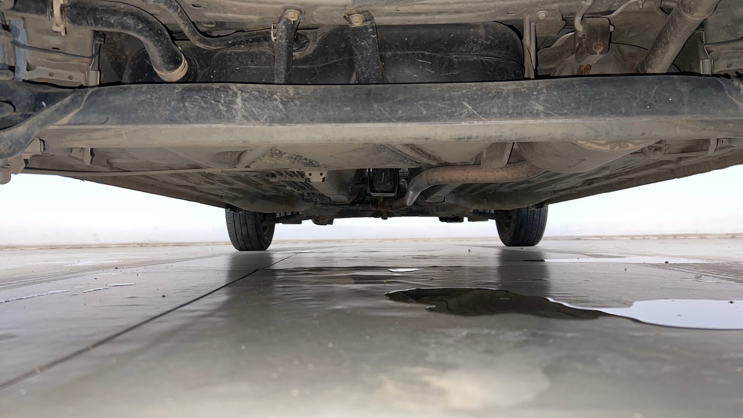 Used 2022 Honda Amaze S MT 1.2 Petrol Petrol Manual extra REAR UNDERBODY VIEW (TAKEN FROM REAR)