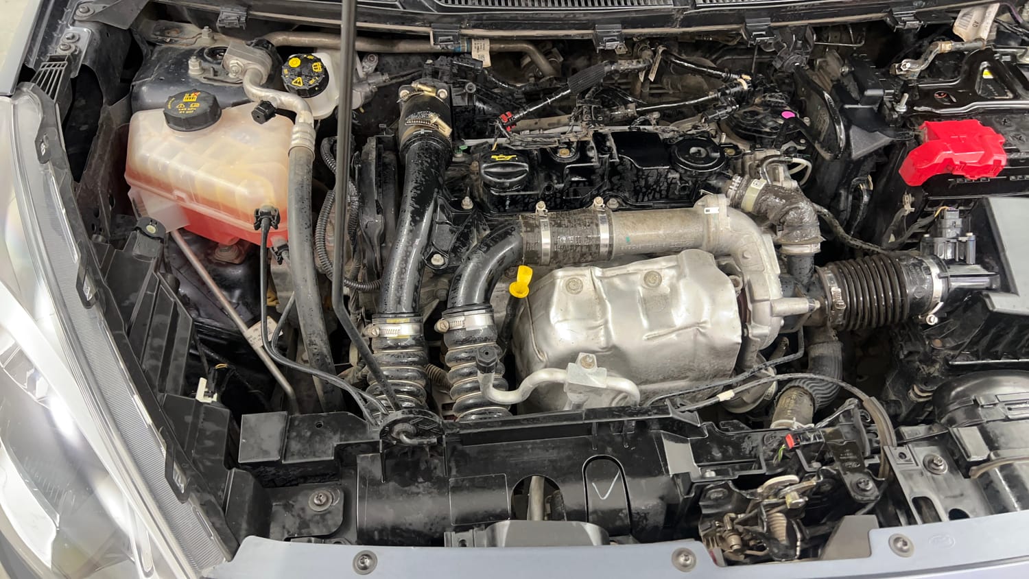 Used 2019 Ford Figo Aspire Trend Plus 1.5 TDCi Diesel Manual engine ENGINE RIGHT SIDE VIEW