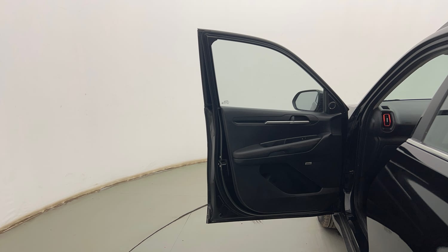 Used 2021 Kia Sonet GTX Plus 1.0 DCT Petrol Automatic interior LEFT FRONT DOOR OPEN VIEW